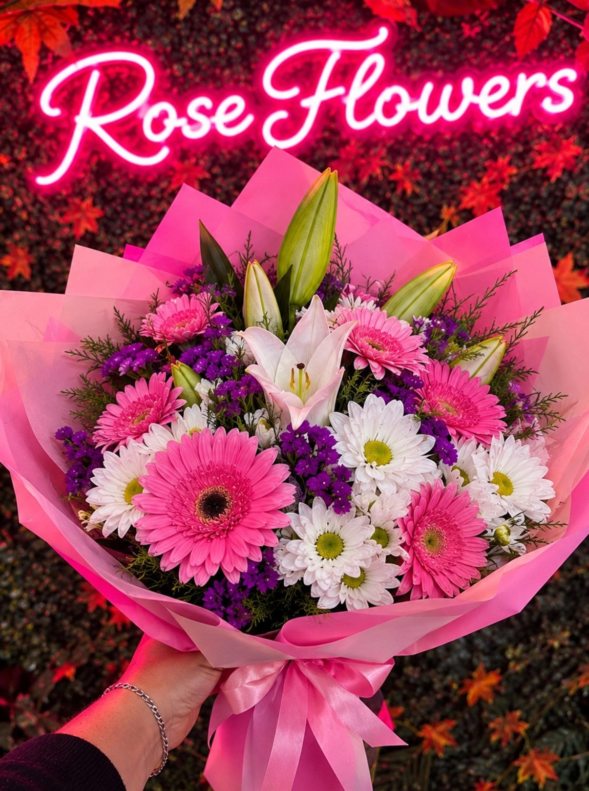 Pembe Gerbera Ve Beyaz Lilyum Karışık Tasarım Çiçek Buketi